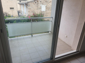 Appartement en Location à St-maximin-la-ste-baume / 2 pièces 43m2