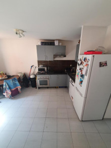 Appartement en Location à St-maximin-la-ste-baume / 2 pièces 45m2