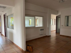 Locaux professionnels en Location à Brignoles