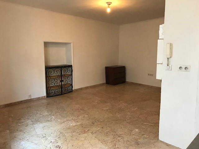 Immeuble en vente &agrave; Brignoles /  300 m&sup2;